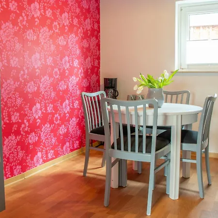 Schoene Ferienwohnung Im Herzen Von Itzehoe Mit Eigenem Eingang Exterior photo