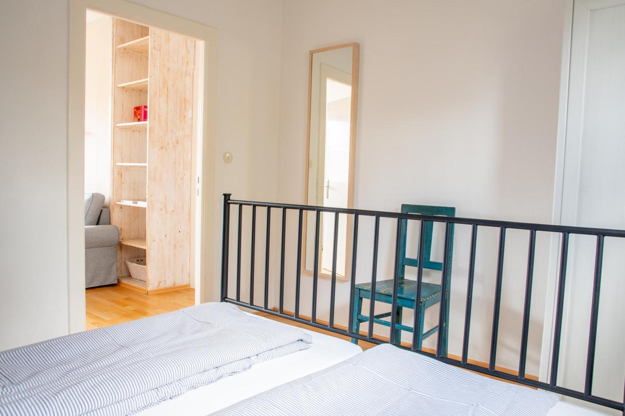 Schoene Im Herzen Von Mit Eigenem Eingang Apartment